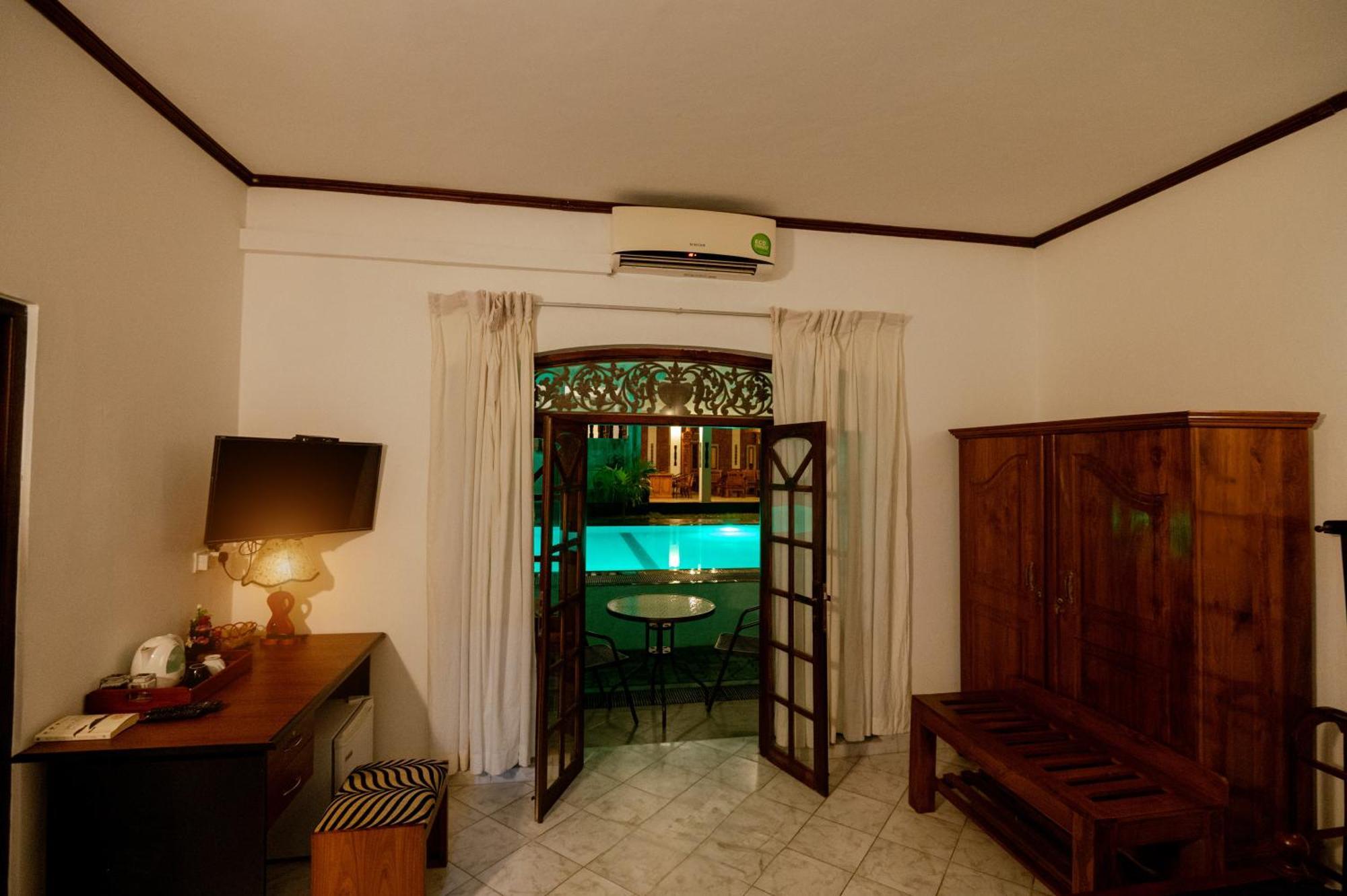 Prince Beach Hotel ベントータ エクステリア 写真