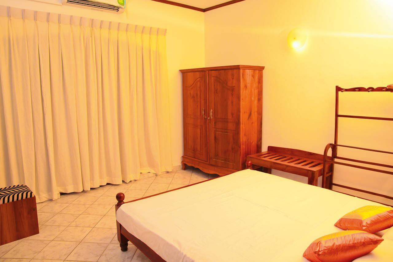 Prince Beach Hotel ベントータ エクステリア 写真